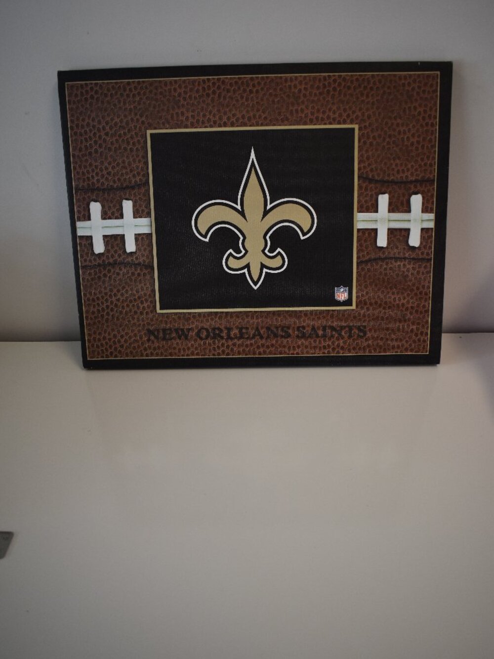 NFL New Orleans Saints Canvas Wall Decor Football Theme Artwork 20” x 16”